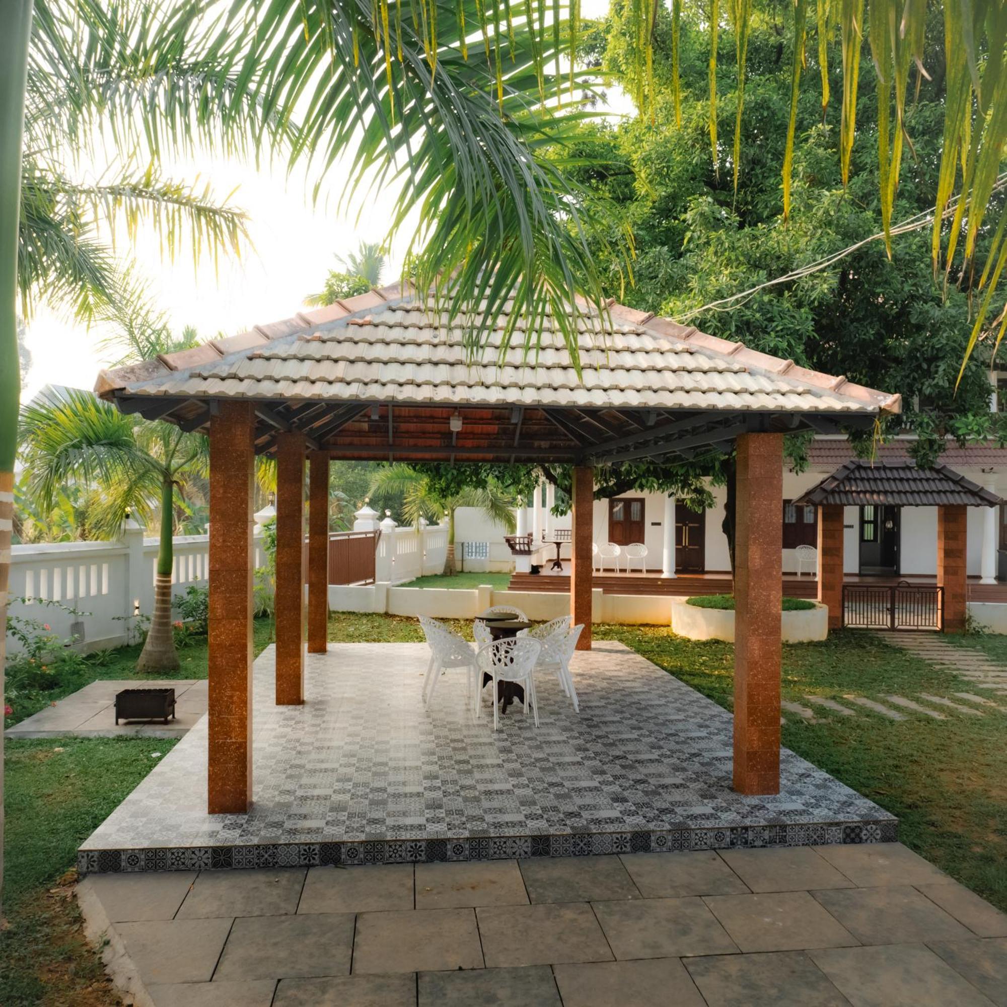 Tamarind Heritage Holiday Home Angamaly Exterior photo