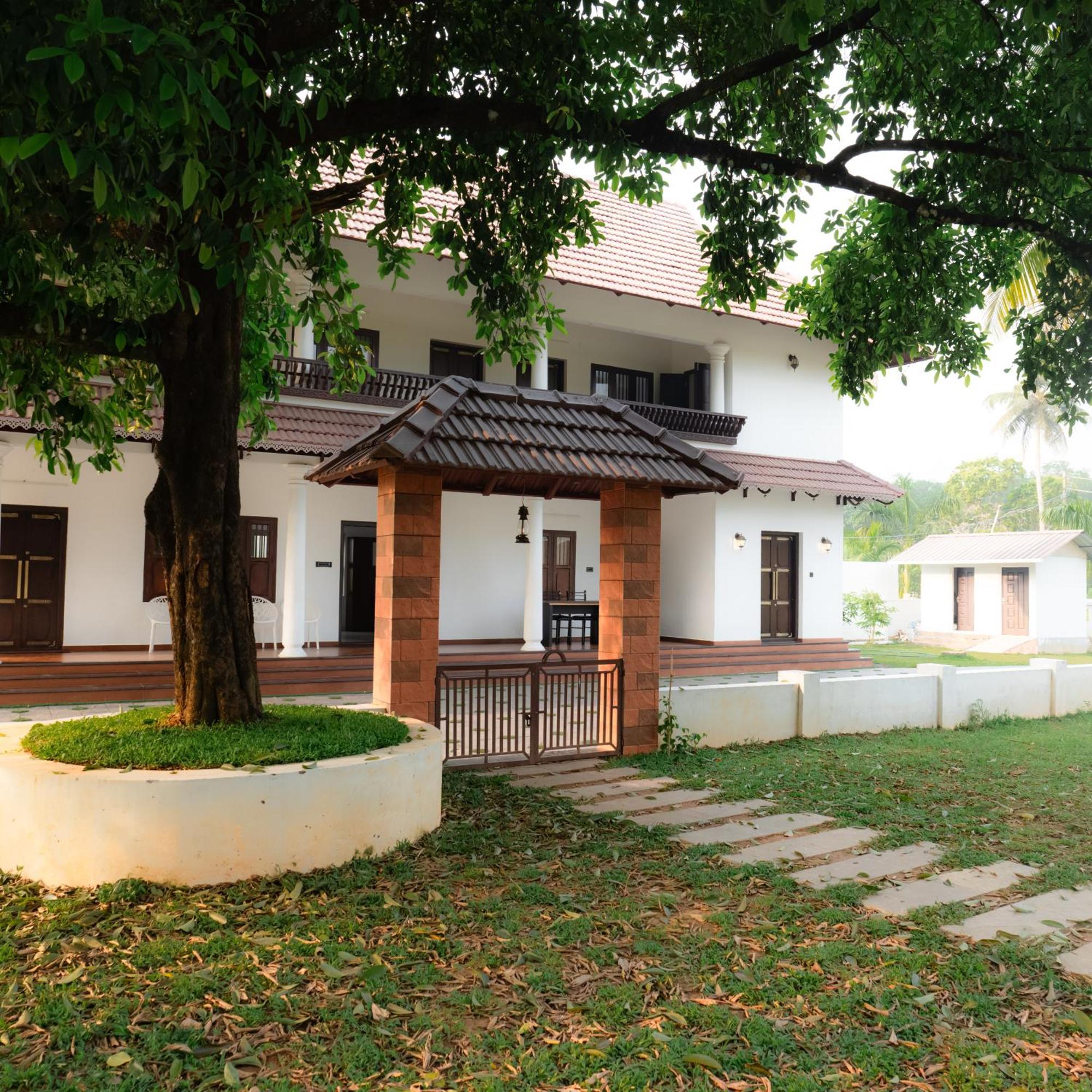 Tamarind Heritage Holiday Home Angamaly Exterior photo