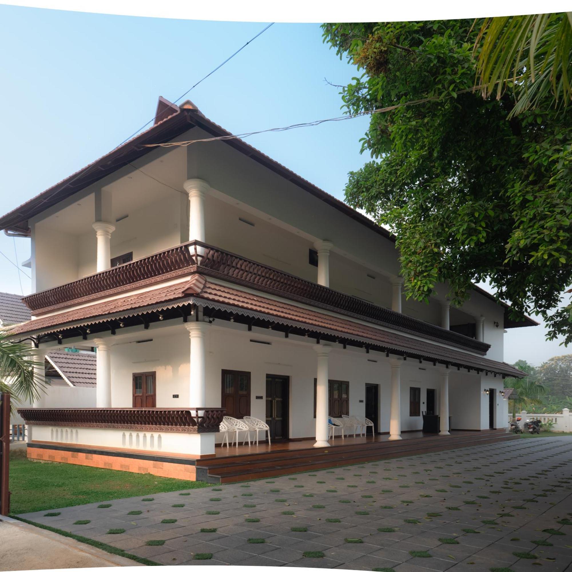 Tamarind Heritage Holiday Home Angamaly Exterior photo