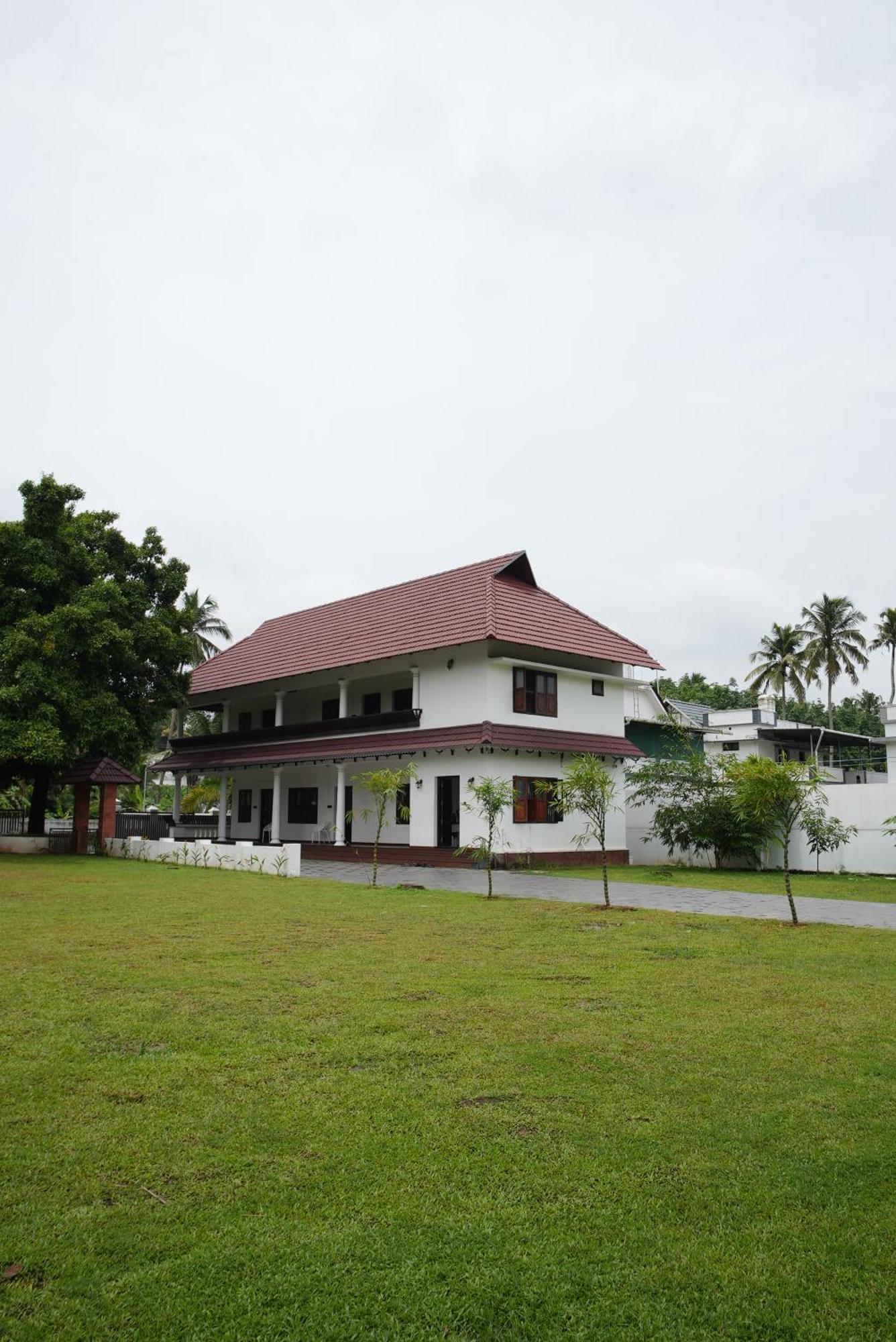Tamarind Heritage Holiday Home Angamaly Exterior photo